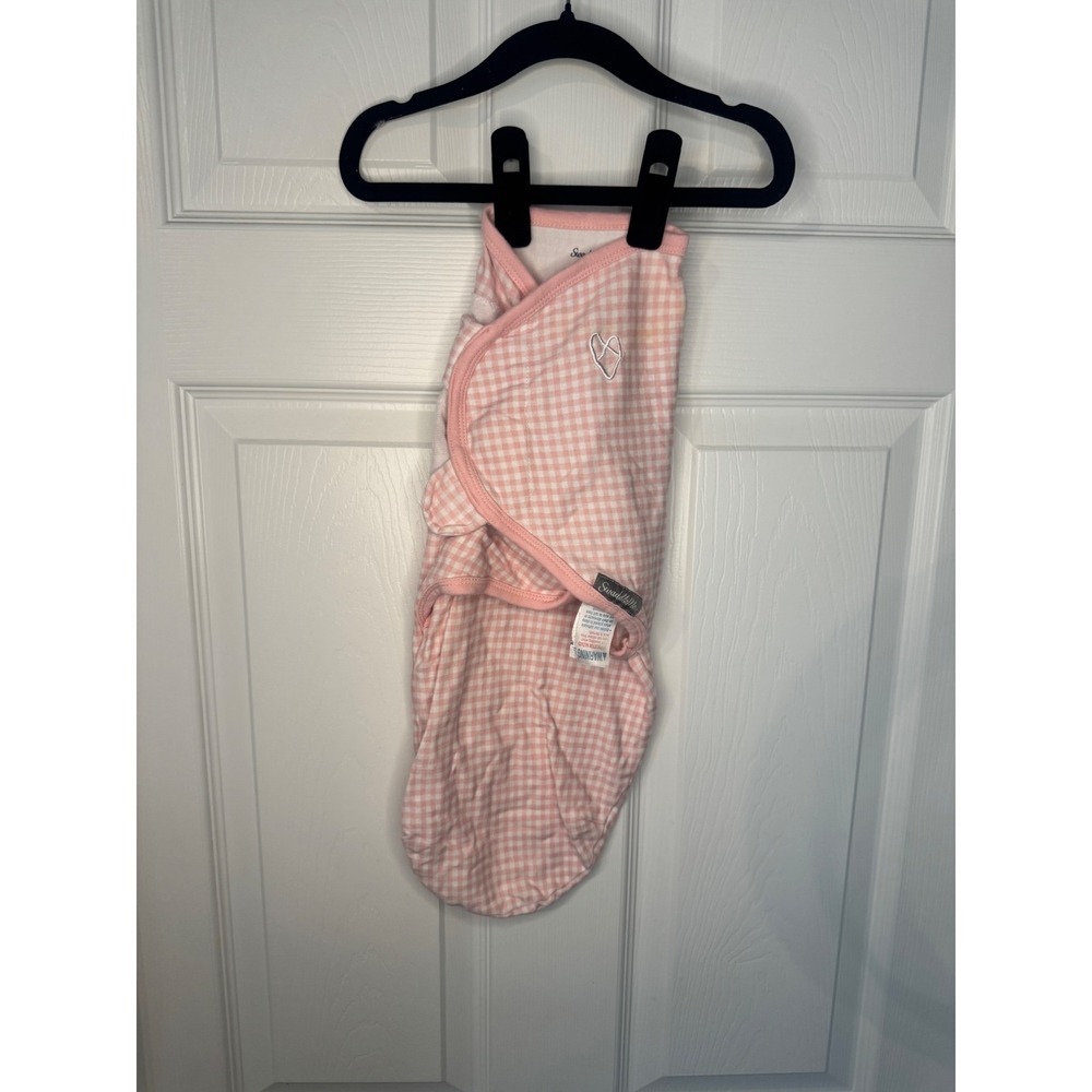 SwaddleMe Pink Gingham Cotton Adjustable Baby Swaddle Wrap Small Medium Heart